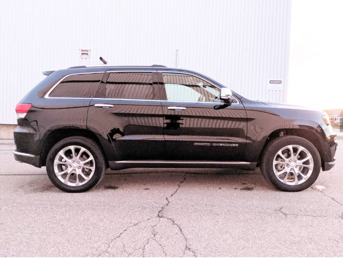 SOLD – 2019 JEEP GRAND CHEROKEE SUMMIT