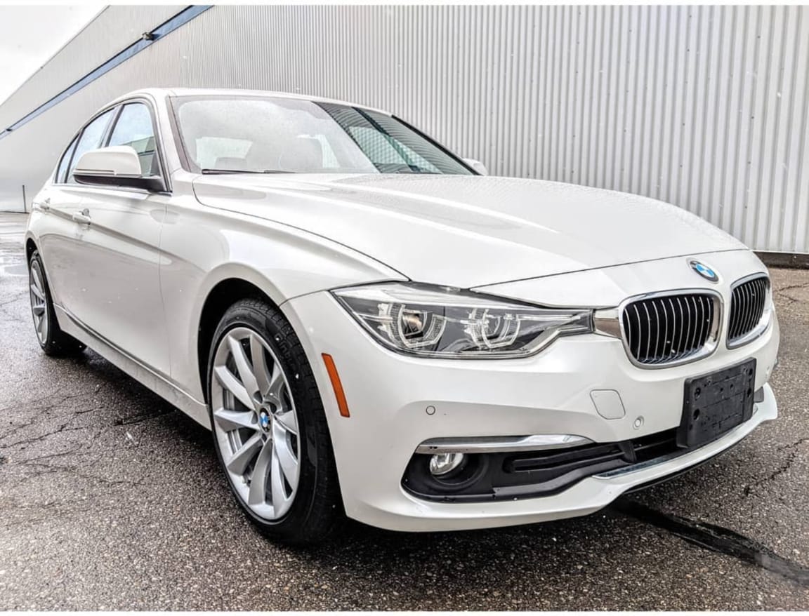 SOLD – 2017 BMW 320I DRIVE