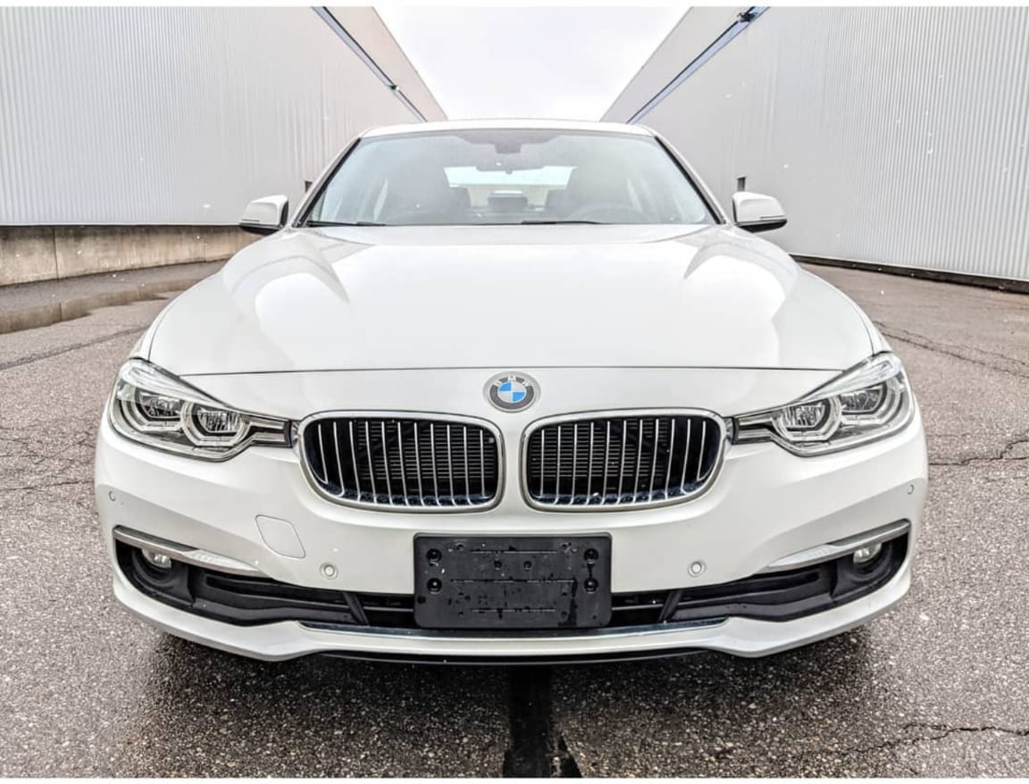 SOLD – 2017 BMW 320I DRIVE